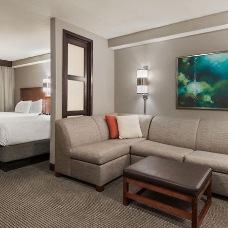 Hyatt Place Boston/Medford Exterior photo