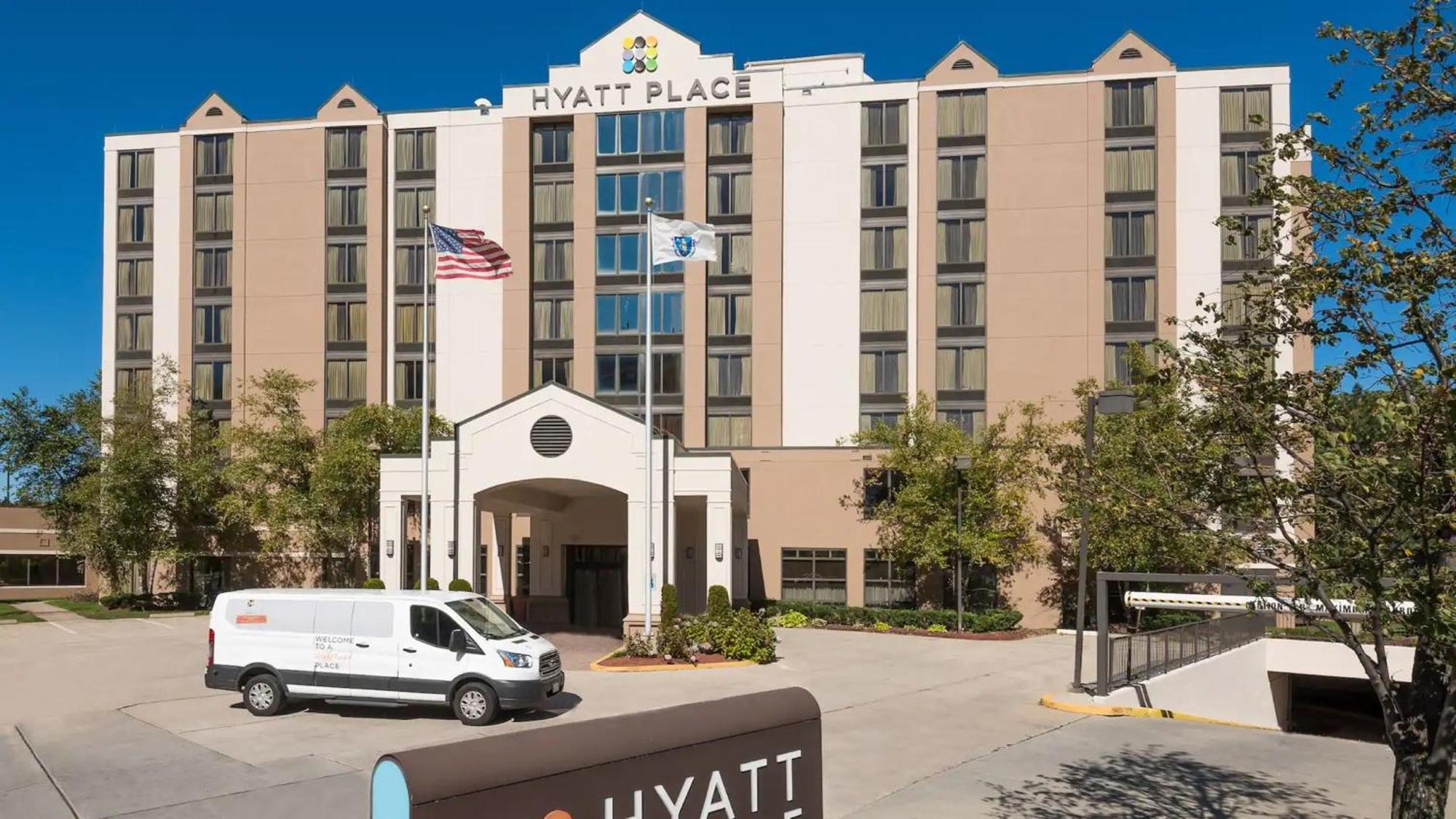 Hyatt Place Boston/Medford Exterior photo