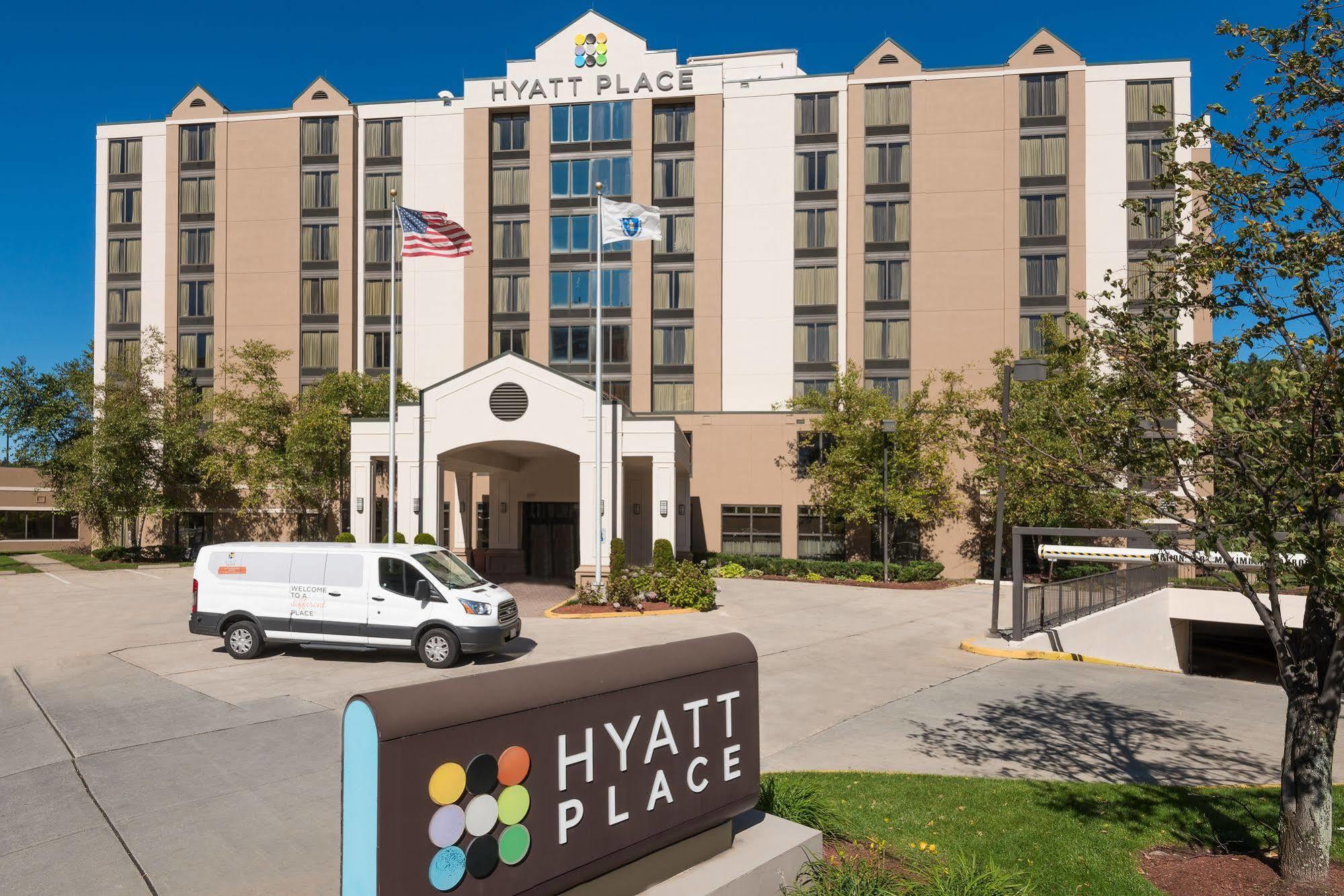Hyatt Place Boston/Medford Exterior photo